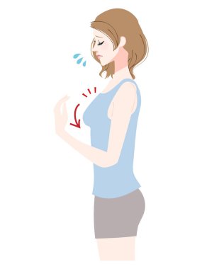 Göğsü sarkık bir kadının görüntüsü.