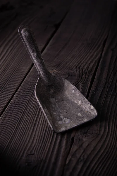 Pala Hierro Una Mesa Madera Pueblo Material Natural Cocina Buen —  Fotos de Stock