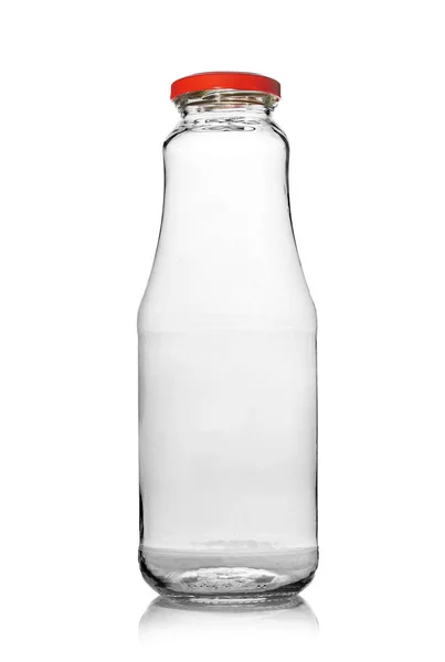 Leere Glasflasche für Getränke auf weißem Hintergrund. — Stockfoto