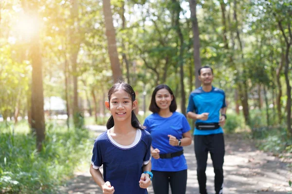 Asian Family Exercising Jogging Together Park — Stock Photo, Image