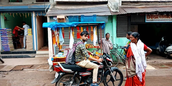 District Katni India August 2019 Indian Brother Wondering Market Bike — Stock Photo, Image