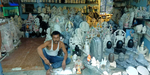 District Jabalpur India August 2019 Asian Shopkeeper Selling Marbles Stone — ストック写真