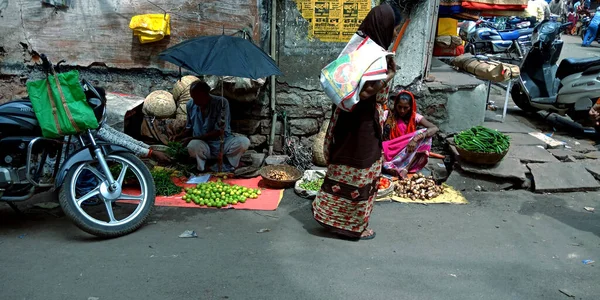 District Katni India August 2019 Indian Street People Buying Vegetable — Stock Photo, Image