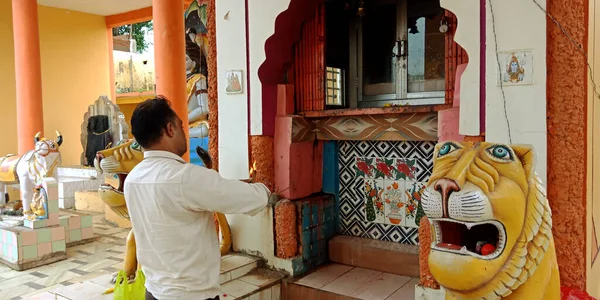 Stri Katni India Aralık 2019 Hintli Geleneksel Erkek Hindu Tapınağındaki — Stok fotoğraf