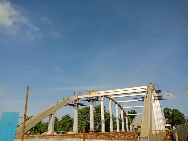 Ferro Feito Ponte Céu Fundo — Fotografia de Stock