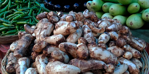 Akar Hijau Segar Kacang Terisolasi Dengan Campuran Pertanian Menghasilkan Latar — Stok Foto