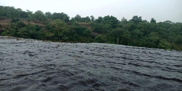 Schöne Wasserläufe Auf Einem Asiatischen Fluss Einem Indischen Waldgebiet — Stockfoto