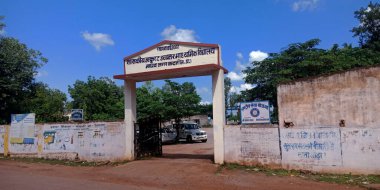 DISTRICT KATNI, INDIA - 10 EYLÜL 2019: Hükümet utkrishta Lisesi Ortaokulu.