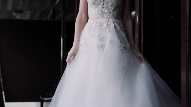 Frauenkleid Weißes Hochzeitskleid Für Frauen — Stockvideo