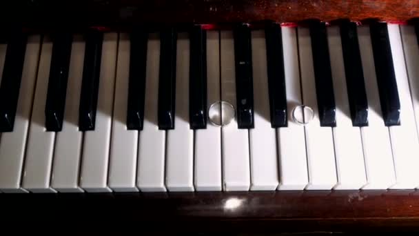 Клавіші Фортепіано Ключах Обручки — стокове відео