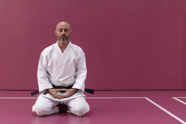 Karate Master Black Belt Rank Meditation Position His Dojo Martial — Stock Photo, Image