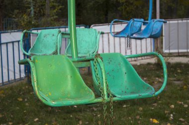 Park salıncak karnaval atlıkarınca 