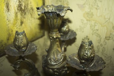 Vintage bakır Pyres heykel