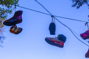 Eski ayakkabı gökyüzü dekorasyon 