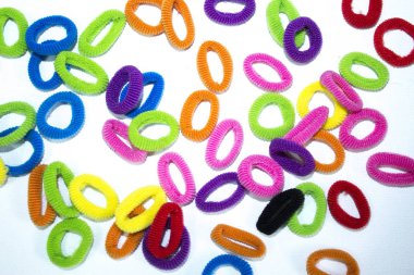 lastiği saç bandı moda