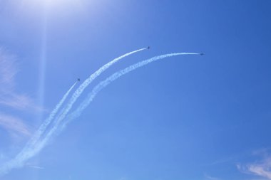 akrobatik gökyüzü hava gösterisi