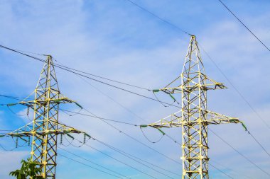 Elektrikli tel kuleleri İnşaat