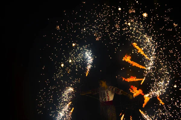 Požární Ohňostroj Show Dance — Stock fotografie