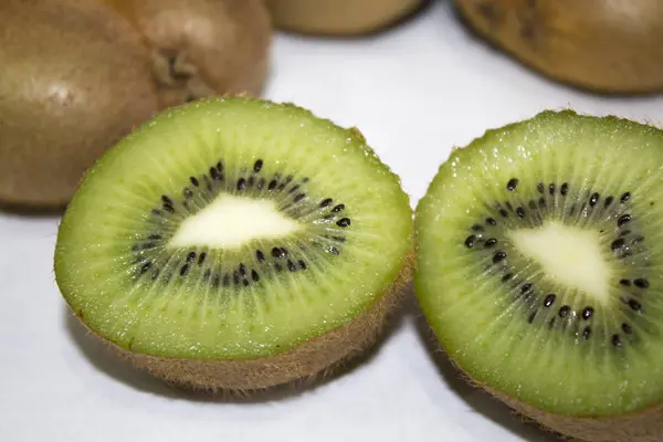 Kiwi Tranche Fruits Fond Blanc — Photo