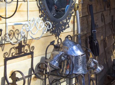 Şövalye silahı teçhizatı demirhanesi