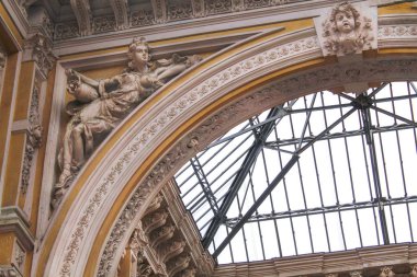 Barok heykelin süs mimari yapı