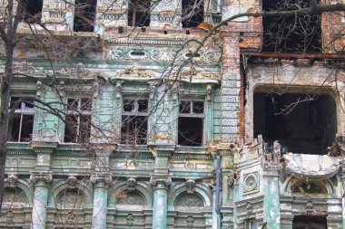 Barok yapı harap eski cephe