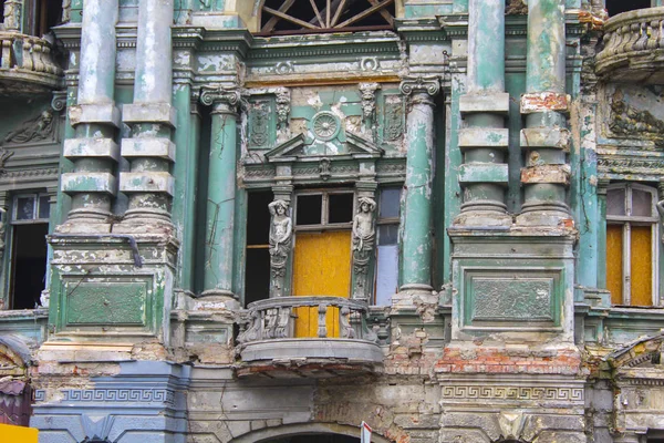 Baroque Building Ruined Old Facade — Stock Photo, Image