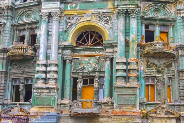 Bâtiment Baroque Ruiné Vieille Façade — Photo