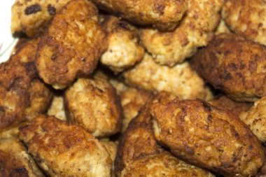 ev yapımı kızarmış kıyma pirzola closeup