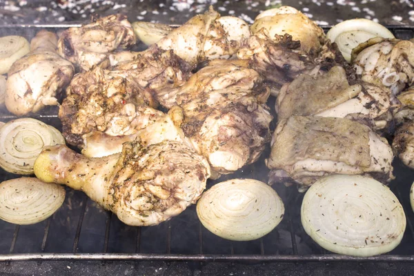 Barbegue Grilling Chicken Onion Fog — Stock Photo, Image