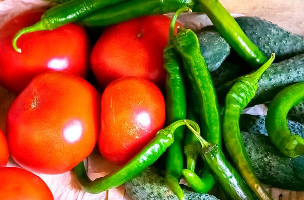 Top View Red Tomatoes Green Chilli Peppercorns — Stock Photo, Image