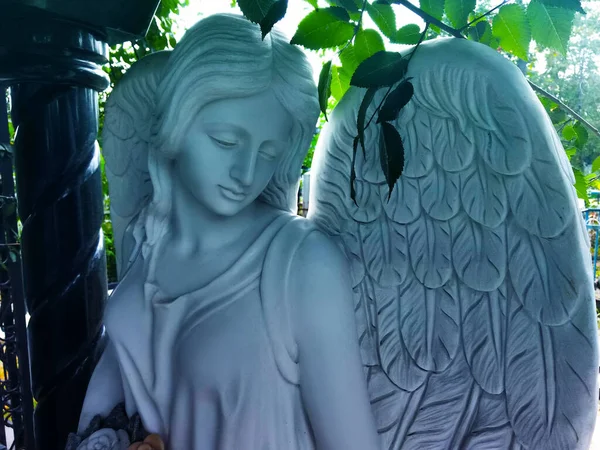 Figure Praying Angel Very Ancient Stone Statue Death Sad Angel — Stock Photo, Image