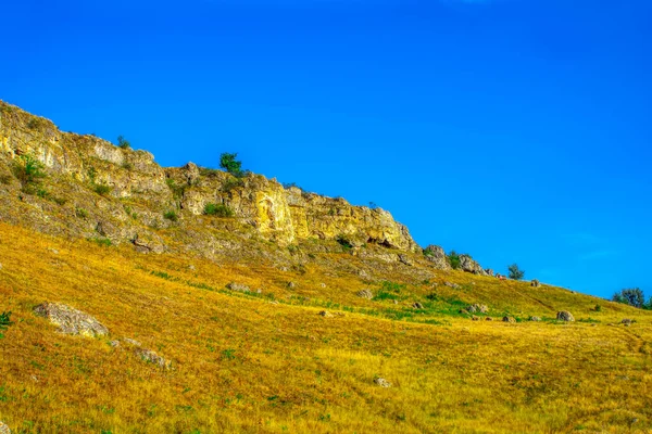 Linda Paisagem Verão Montanhas Varatic República Moldávia Paisagem Verde Incrível — Fotografia de Stock