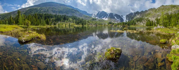 Berglandschaft Malerischer Bergsee Sommermorgen Großes Panorama Altai — Stockfoto
