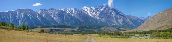 Stor Panoramautsikt Över Altaybergen Vägen Pittoresk Dal Gröna Skogar Och — Stockfoto