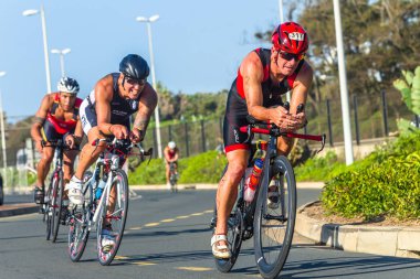 Triatlon atlet erkekler yol sahası Bisiklete binme Champs