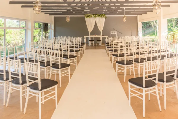 Décor de mariage Chaises de réglage — Photo