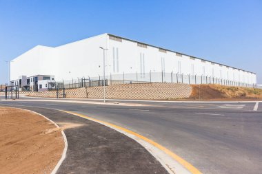 Yeni Beyaz Depo İnşaat Fabrika Yolları