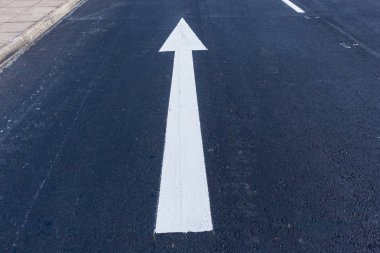 Yol İşaretleri Beyaz Ok İşareti Yönleri