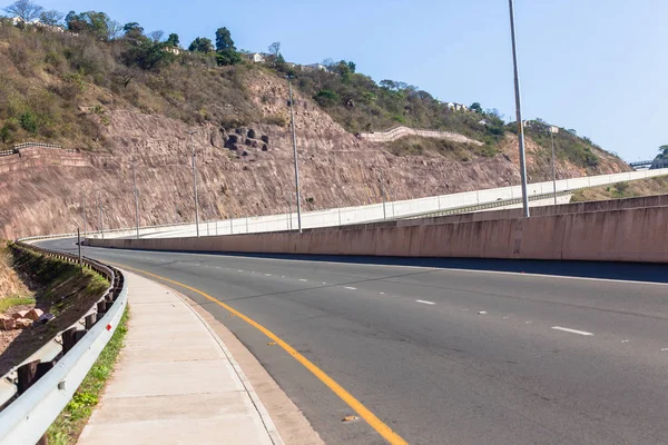 Nowa droga autostrady struktury Dolina krajobraz — Zdjęcie stockowe