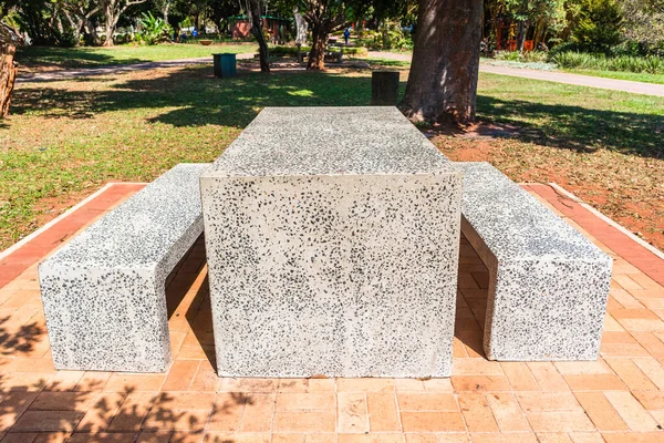 Cadeiras de mesa Pedra de concreto ao ar livre Parque — Fotografia de Stock