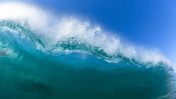 Морская Волна Столкновение Плаванием Крупным Плаванием Водная Фотография Синей Воды — стоковое фото