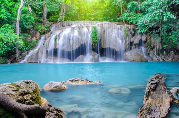 Cascata Forestale Profonda Alla Cascata Erawan Bellissima Cascata Con Raggi — Foto Stock