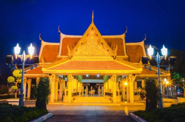 Loha Prasat Wat Ratchanatdaram Woravihara 'nın (Tayland' ın Bangkok şehrinde bulunan Budist tapınağı. Metal Kale olarak da bilinir.)
