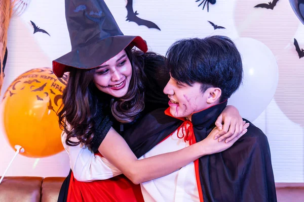 Halloween Loving Couple Vampire Cloak Witch Girl Looking Each Other — Stock Photo, Image