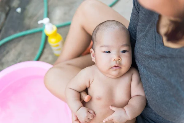 Closeup Asian Baby Prepare Take Shower Daylight — Stockfoto