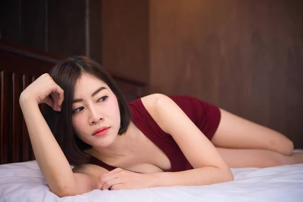 Retrato Hermosa Mujer Sexy Asiática Dormitorio Tailandia — Foto de Stock