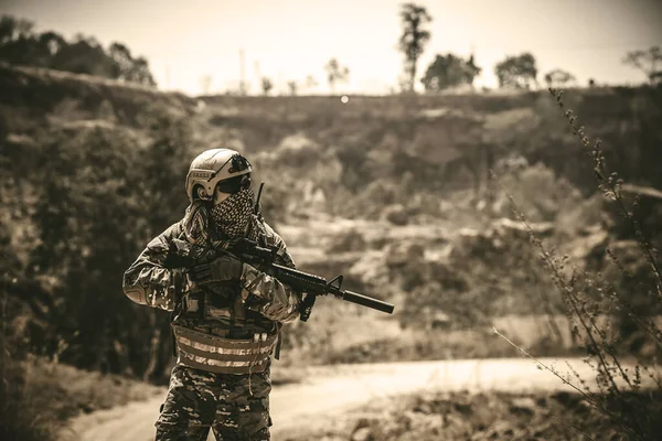 Soldaten Von Spezialeinheiten Kriegen Der Wüste Thailänder Soldaten Der Armee — Stockfoto
