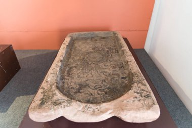 Antik Budist tapınağının içinde, seyahat kavramı 