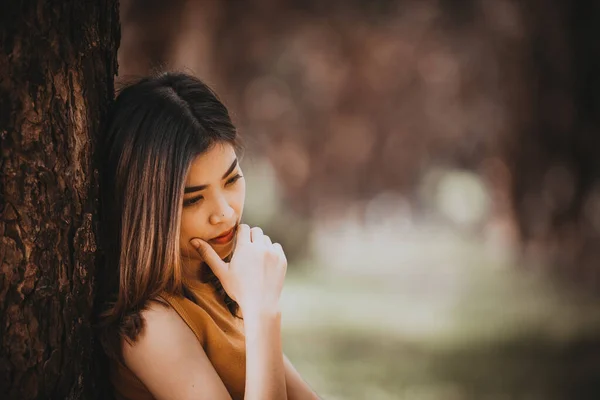 Bella Donna Tailandese Molto Triste Amore Non Corrisposto Ripensarci Ripensarci — Foto Stock